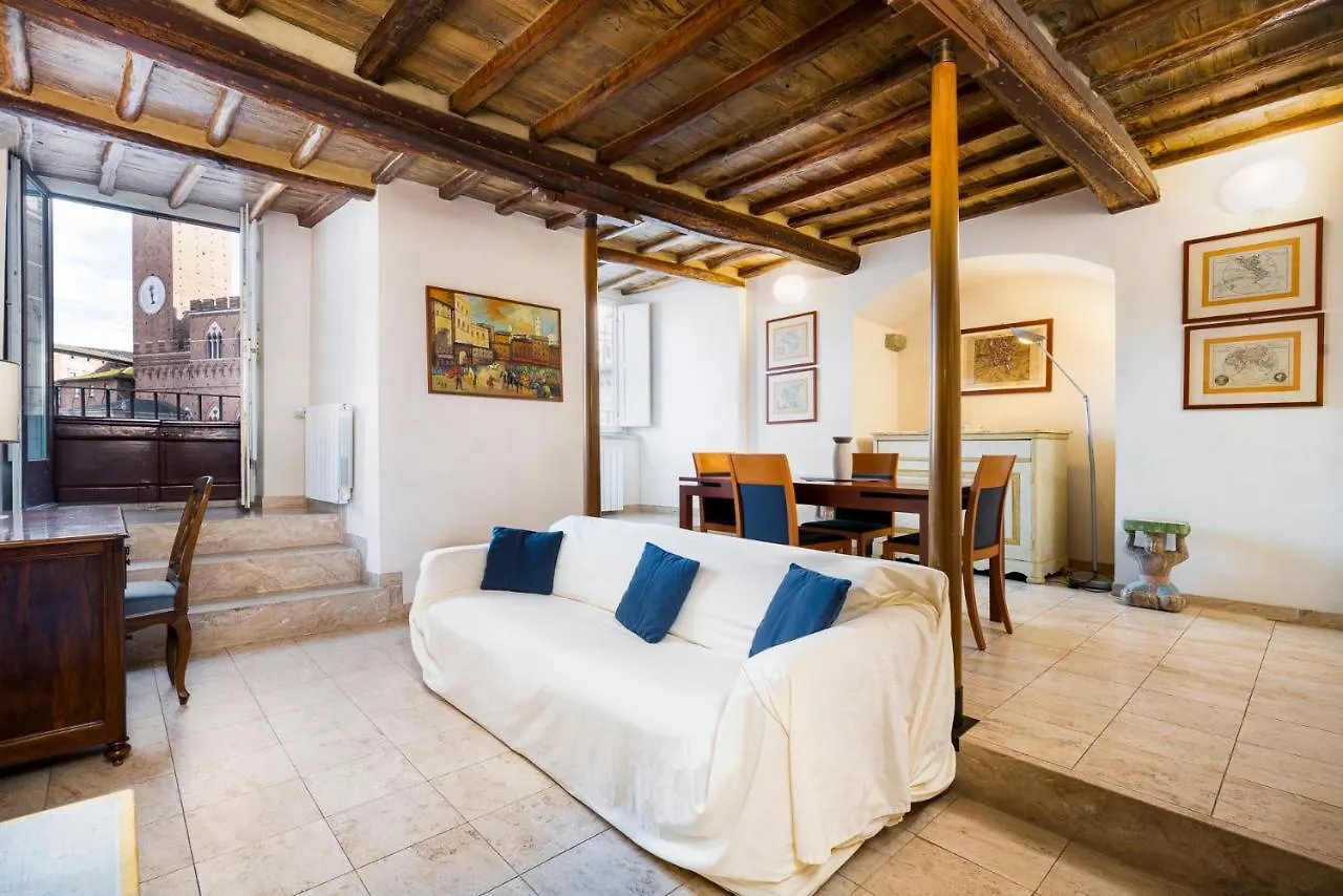 Apartment The Balcony Suite - Piazza Del Campo Siena