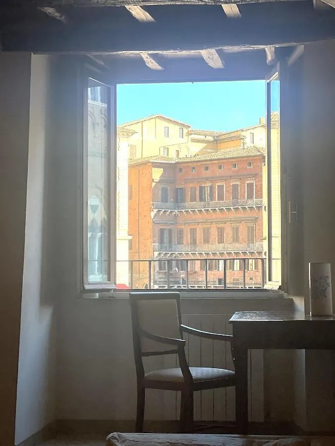 Apartment The Balcony Suite - Piazza Del Campo Siena Italien
