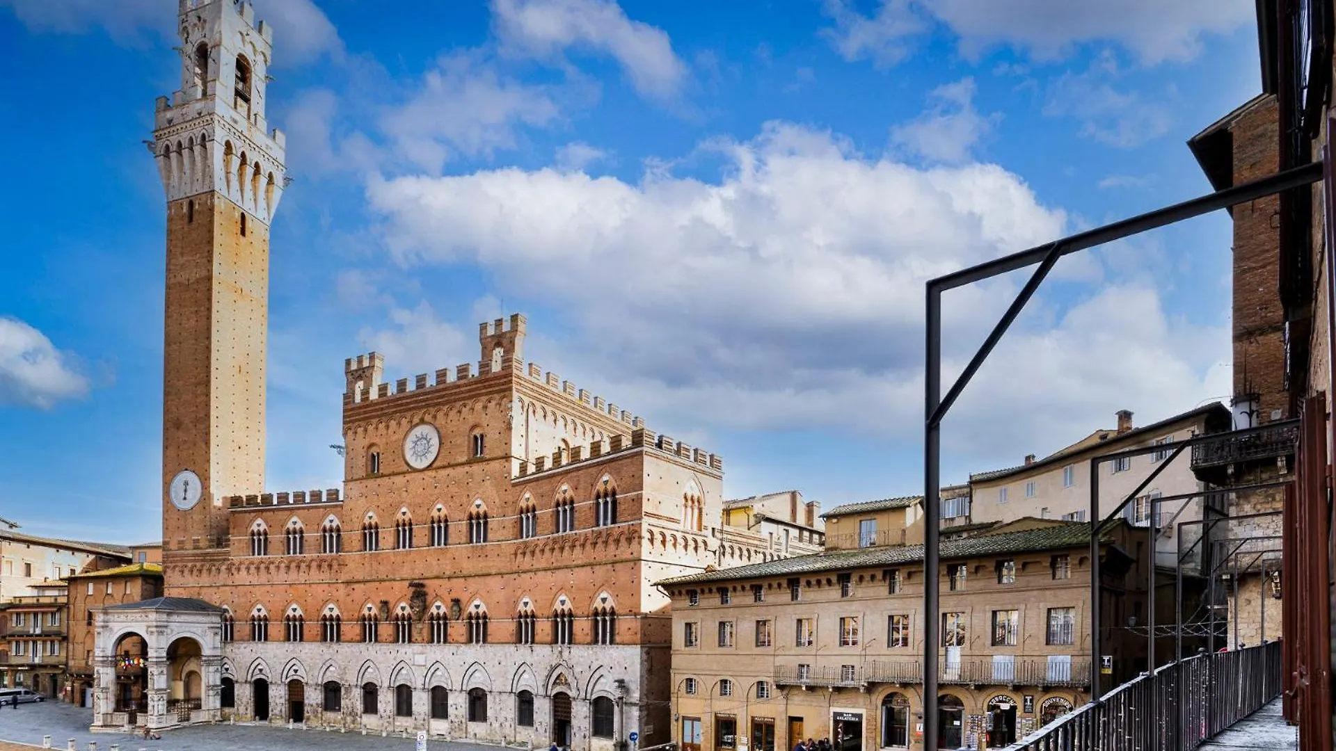 Apartment The Balcony Suite - Piazza Del Campo Siena Italien